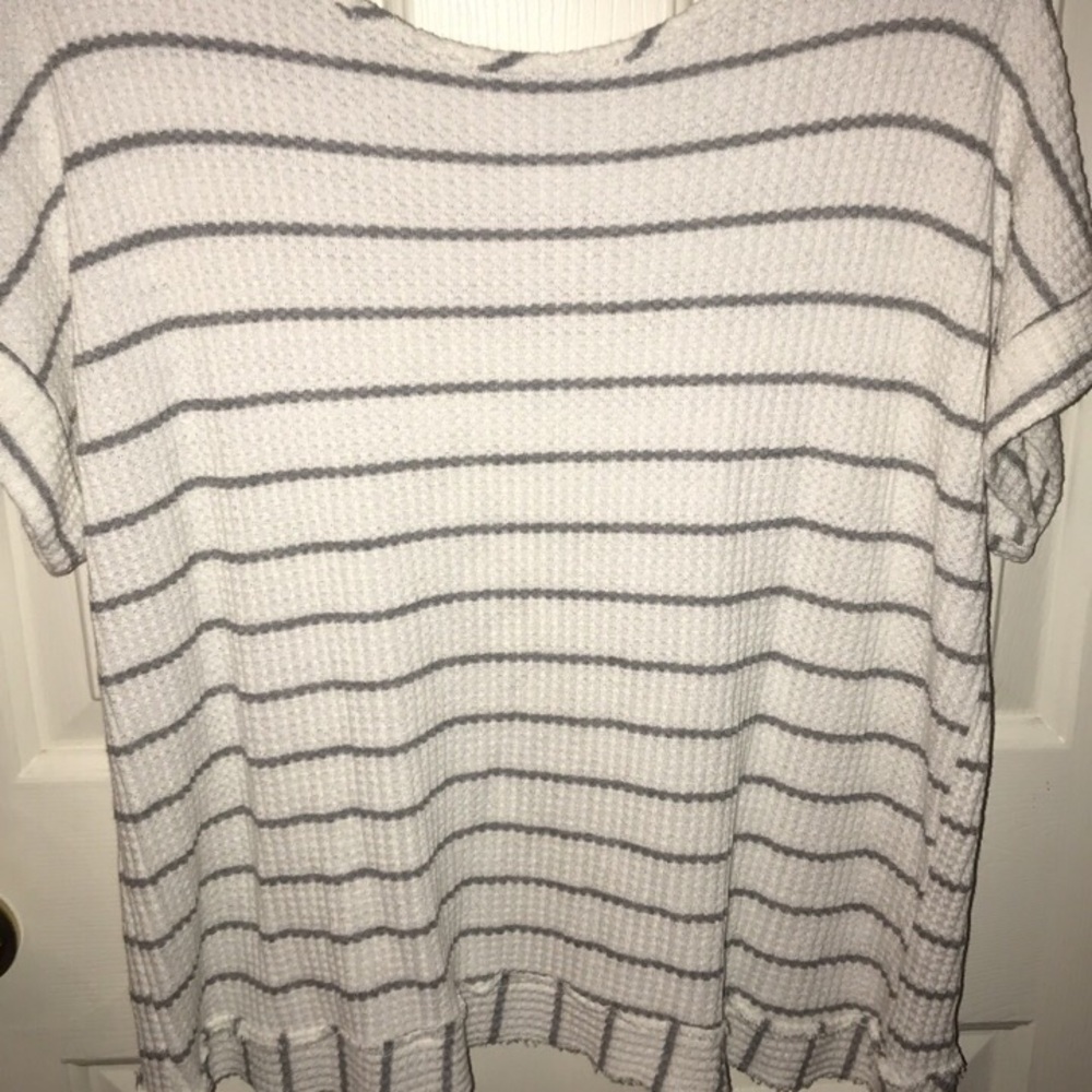 Striped shirt. White. Gray. Cotton